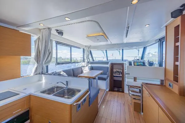 Slide: The Image of Beneteau Swift Trawler 41 2021 - 7