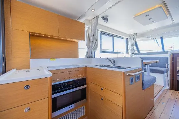 Slide: The Image of Beneteau Swift Trawler 41 2021 - 8