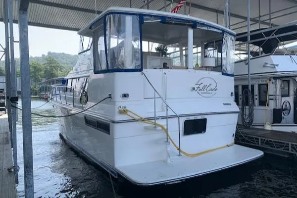 Slide: The Image of Carver Yachts 440 Aft Cabin Motor Yacht 1994 - 3