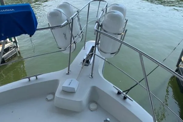 Slide: The Image of Carver Yachts 440 Aft Cabin Motor Yacht 1994 - 8