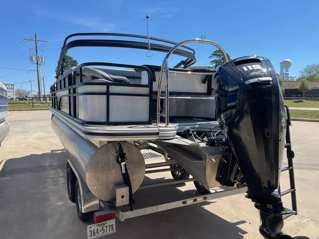 Slide: The Image of Lowe Sf234 2020 - 13