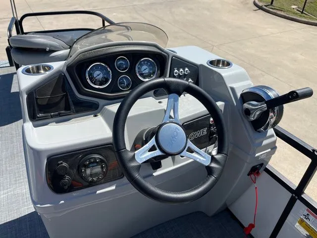 Slide: The Image of Lowe Sf234 2020 - 9