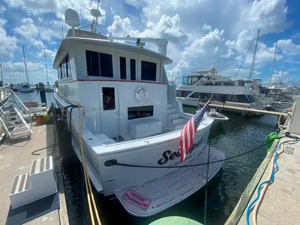 Slide: The Image of Hatteras 67 Cockpit Motor Yacht 1981 - 4