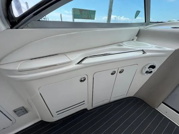 Slide: The Image of Sea Ray 340 Sundancer 2002 - 6