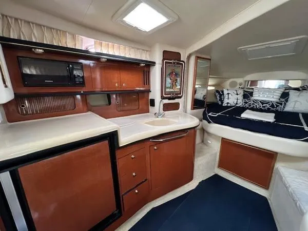 Slide: The Image of Sea Ray 340 Sundancer 2002 - 9