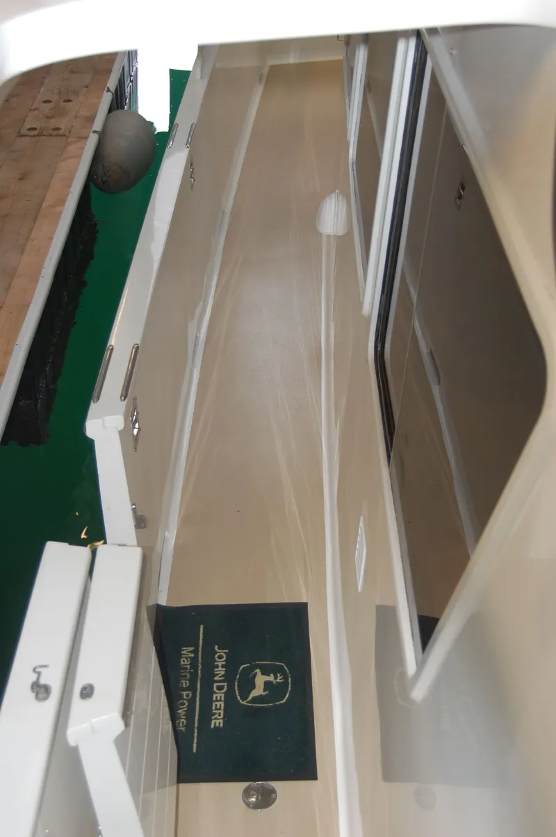 Slide: The Image of Side deck of Ocean Alexander 50 Pilothouse yacht, 1981 model. - 20