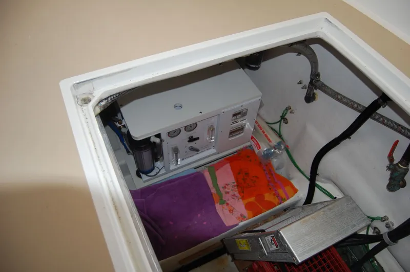 Slide: The Image of Engine room of 1981 Ocean Alexander 50 Pilothouse. - 53
