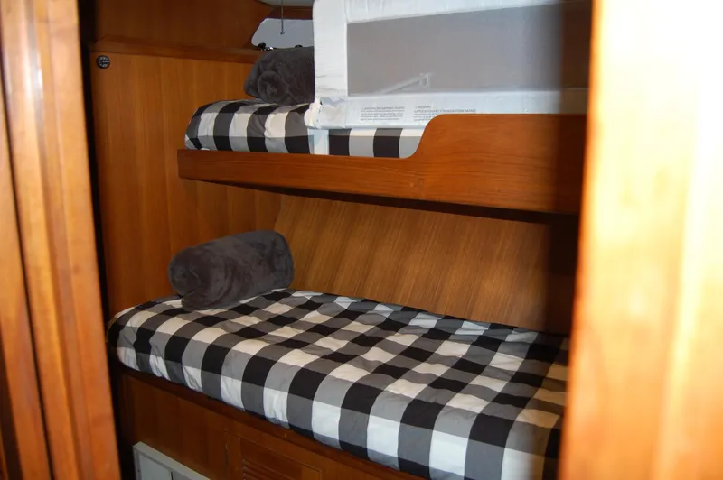 Slide: The Image of Ocean Alexander 50 Pilothouse 1981 - 70