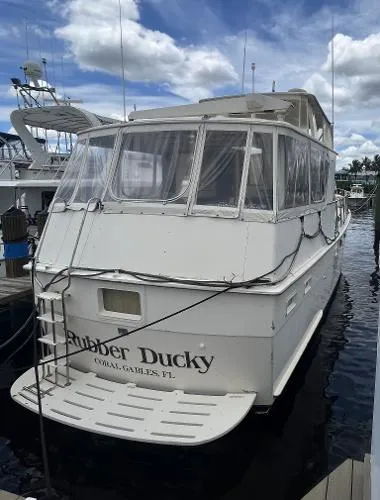 Slide: The Image of Hatteras 48 Motor Yacht 1981 - 6