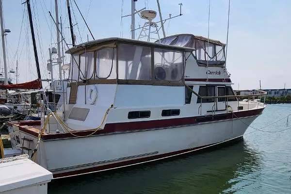 Slide: The Image of Californian 43 Cockpit Motor Yacht 1984 - 0