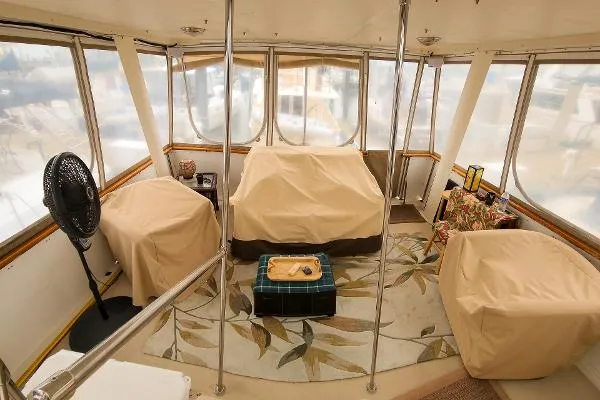 Slide: The Image of Californian 43 Cockpit Motor Yacht 1984 - 10