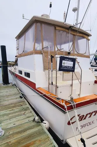 Slide: The Image of Californian 43 Cockpit Motor Yacht 1984 - 4