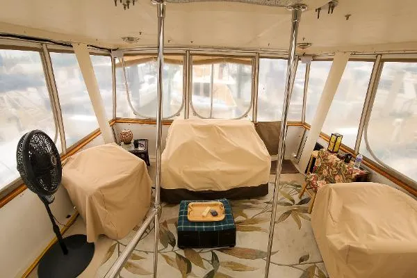 Slide: The Image of Californian 43 Cockpit Motor Yacht 1984 - 9