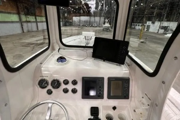 Slide: The Image of Silverhawk 24 CC 2020 Re-Power 2001 - 10