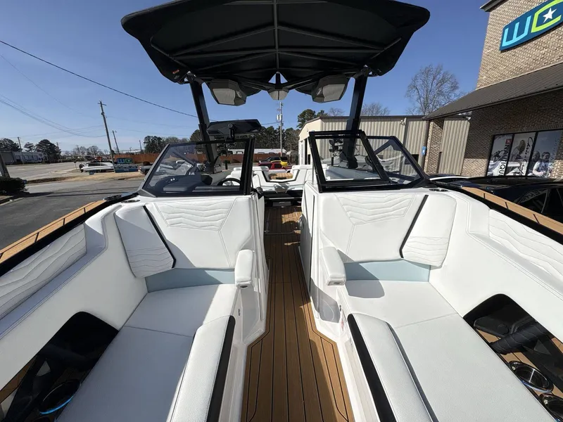 Slide: The Image of Nautique G25 2026 - 22