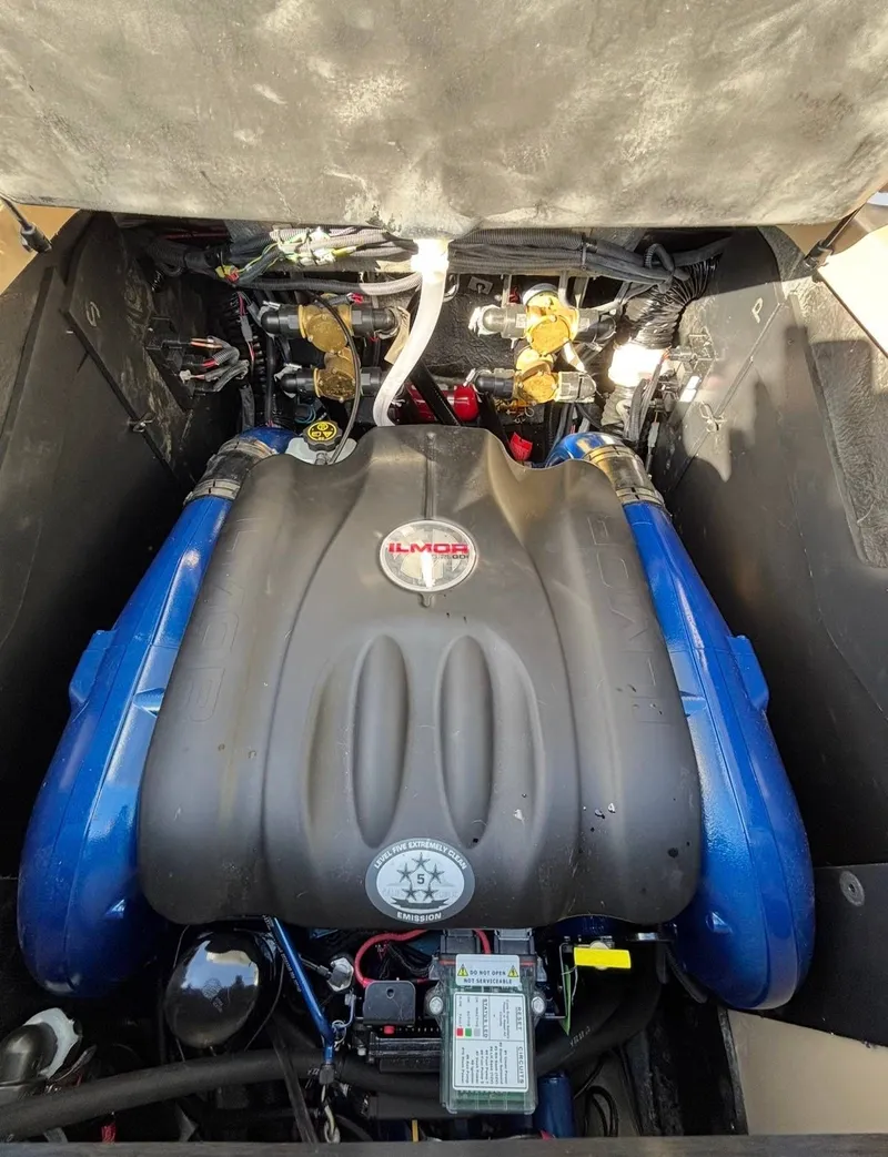 Slide: The Image of MasterCraft X STAR S 2023 - 11