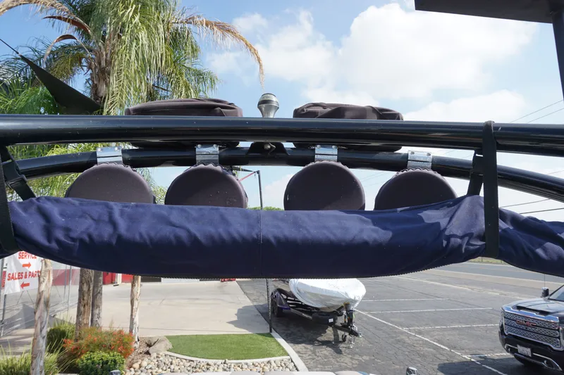 Slide: The Image of Malibu Wakesetter 23 LSV 2007 - 25