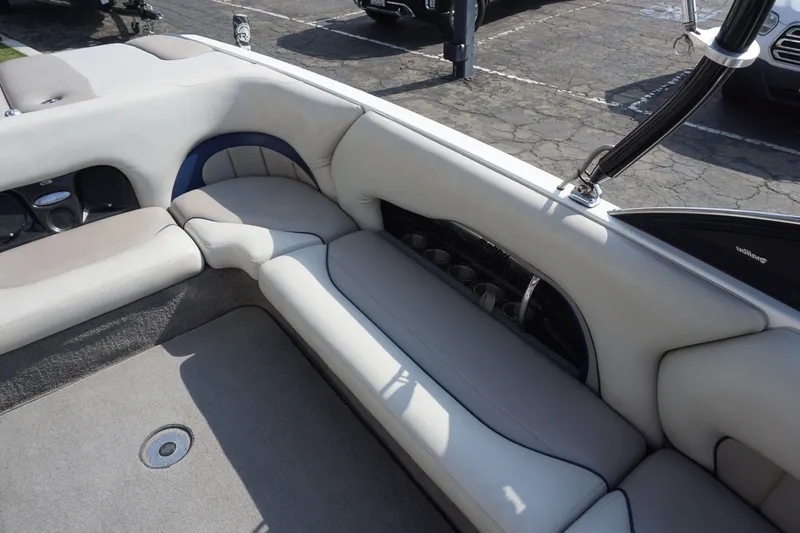 Slide: The Image of Malibu Wakesetter 23 LSV 2007 - 28