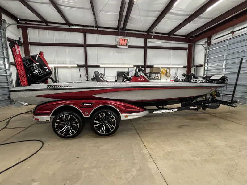 The Image of Triton 21XP Patriot Demo 2025 - 1