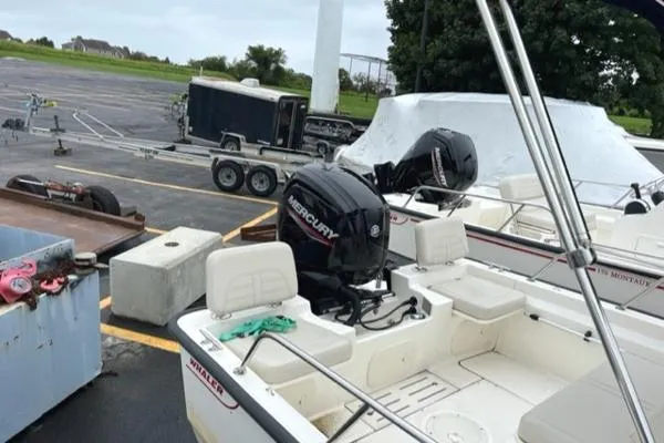 Slide: The Image of Boston Whaler 170 Montauk 2022 - 6