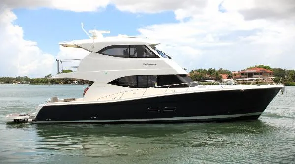 Slide: The Image of Maritimo M50 2016 - 1