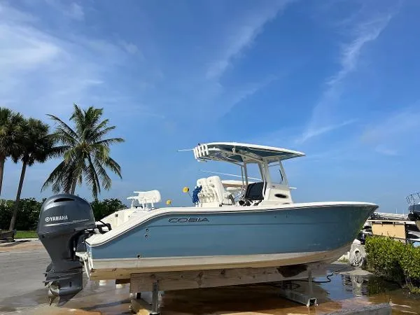 Slide: The Image of Cobia 280 Center Console 2020 - 0