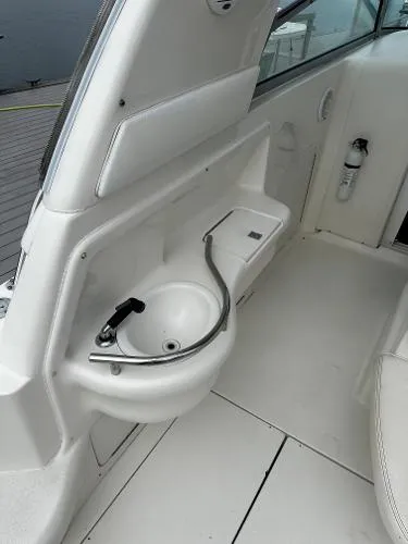 Slide: The Image of Sea Ray 310 Sundancer 2000 - 8