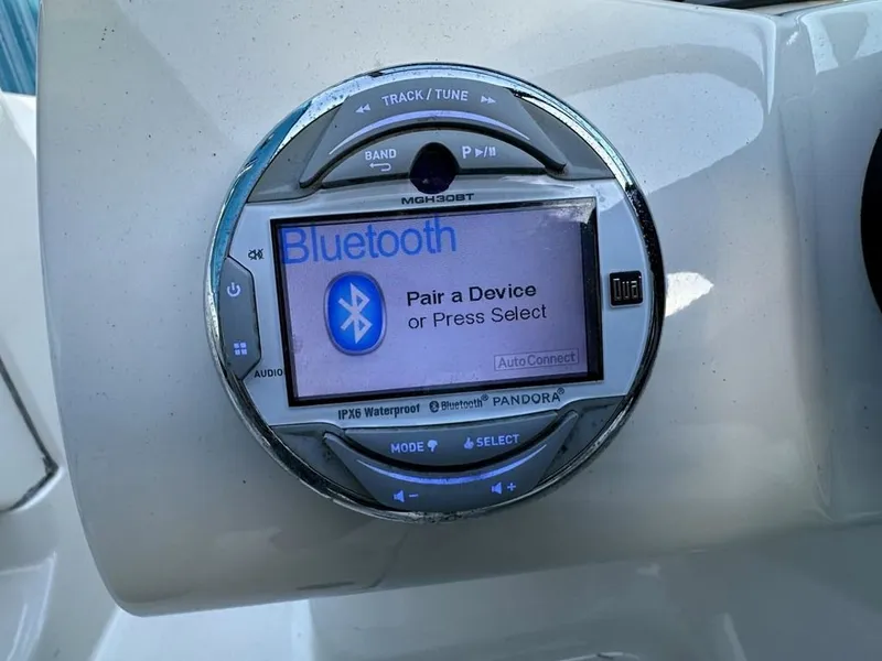 Slide: The Image of Sea Ray 185 Sport 2007 - 9