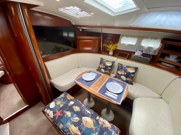 Slide: The Image of Beneteau 473 2003 - 10