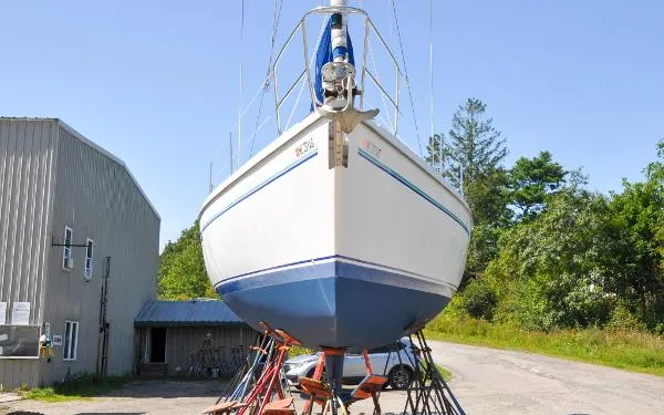 Slide: The Image of Catalina 42 MkII 1995 - 1