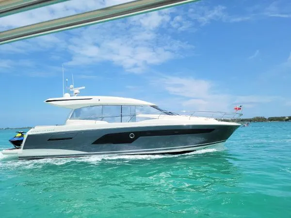 Slide: The Image of Prestige 520 S 2020 - 0