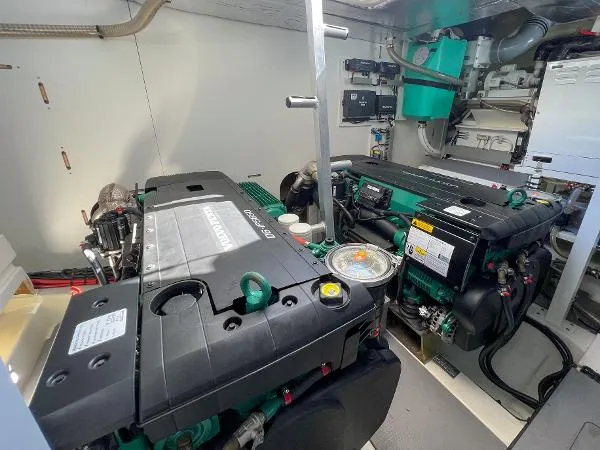 Slide: The Image of Prestige 520 S 2020 - 8