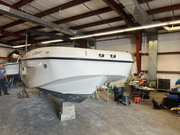 Slide: The Image of Bayliner DX 2200 2021 - 3
