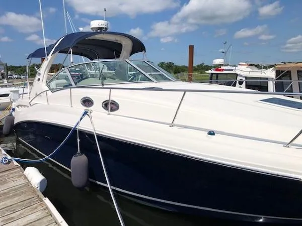 Slide: The Image of Sea Ray 320 Sundancer 2004 - 3