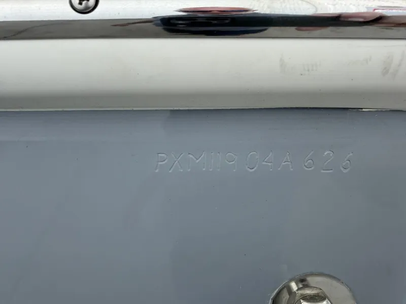 Slide: The Image of Parker Marine 210 Coastal Elite 2026 - 19