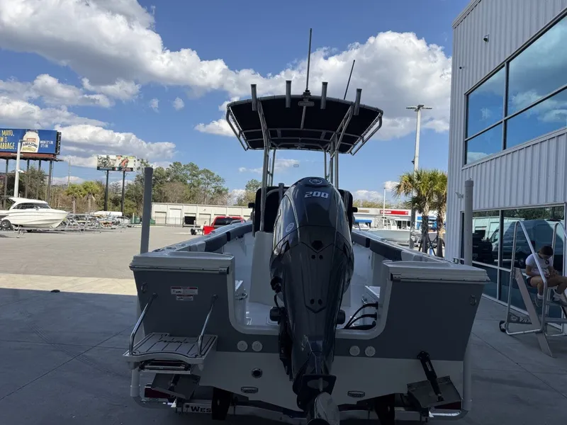 Slide: The Image of Parker Marine 210 Coastal Elite 2026 - 5