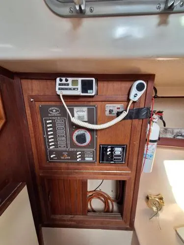 Slide: The Image of Island Packet Hull Number 1 1984 - 9