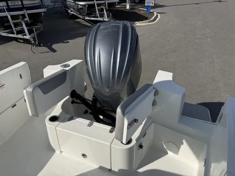 Slide: The Image of Parker Marine 2400 Center Console 2025 - 6