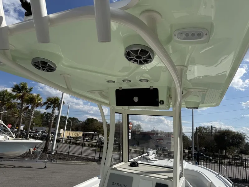 Slide: The Image of Parker Marine 2400 Center Console 2025 - 8