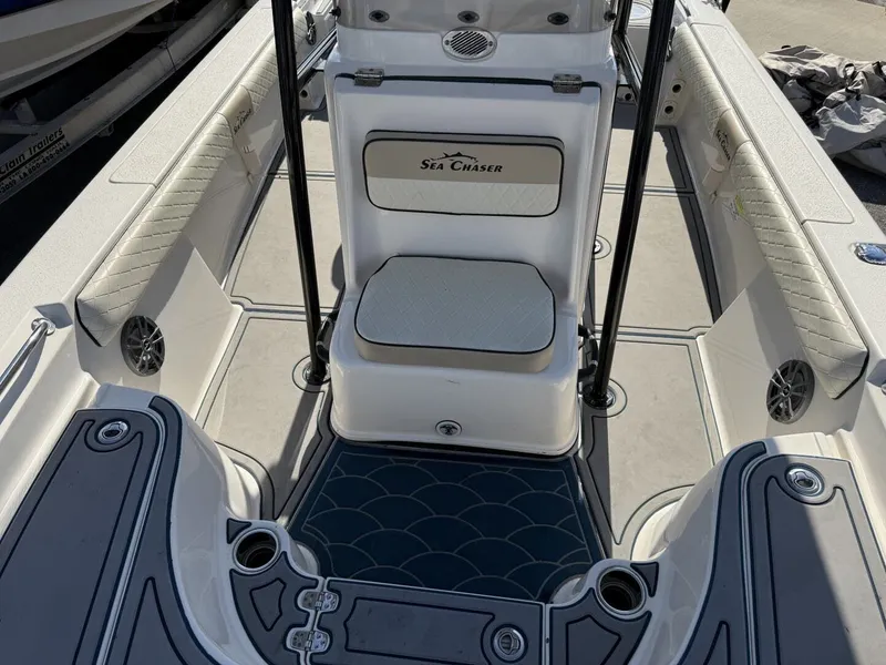 Slide: The Image of Sea Chaser LX Bay Series 2022 - 16