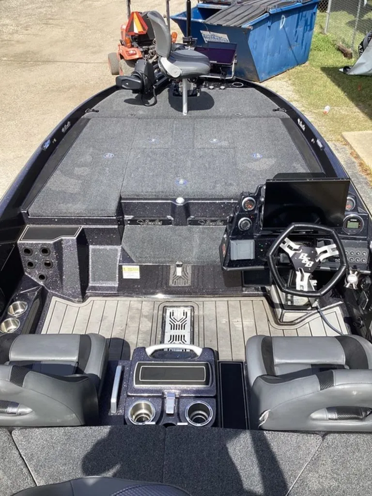 Slide: The Image of Bass Cat Puma STS 2025 - 62