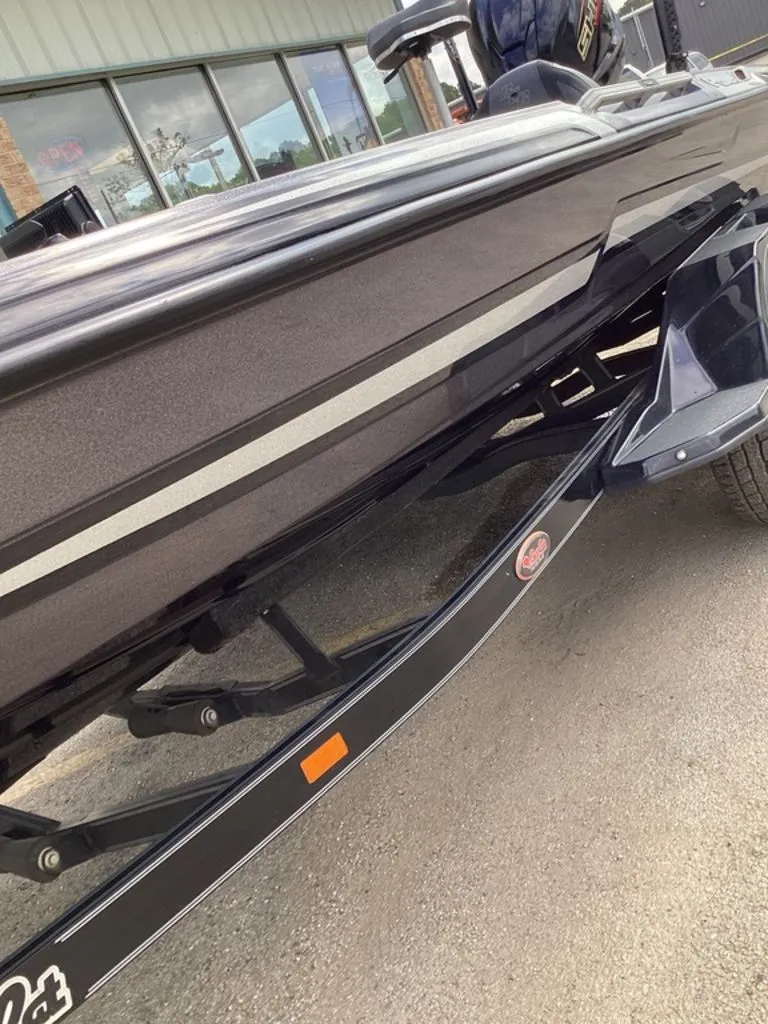 Slide: The Image of Bass Cat Puma STS 2025 - 70