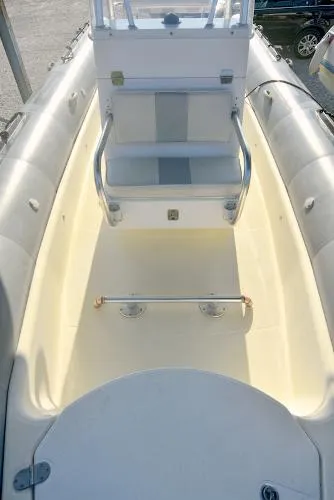 Slide: The Image of Zodiac 850 Pro 20 2010 - 11