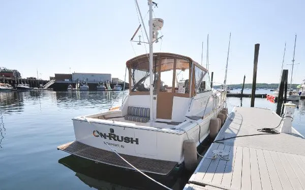 Slide: The Image of Grand Banks Eastbay 43EX 2000 - 1