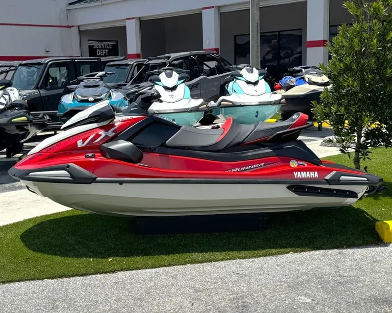 Slide: The Image of Yamaha VX Cruiser® with Audio 2026 - 3