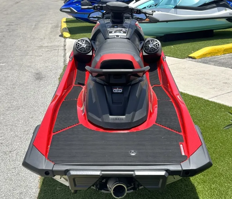 Slide: The Image of Yamaha VX Cruiser® with Audio 2026 - 5