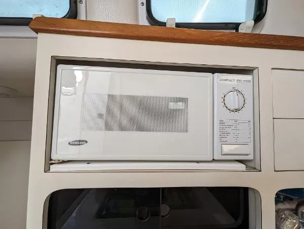 Slide: The Image of Albin 28 Tournament Express 1995 - 7