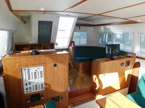 Slide: The Image of PDQ 34 Power Catamaran 2003 - 7