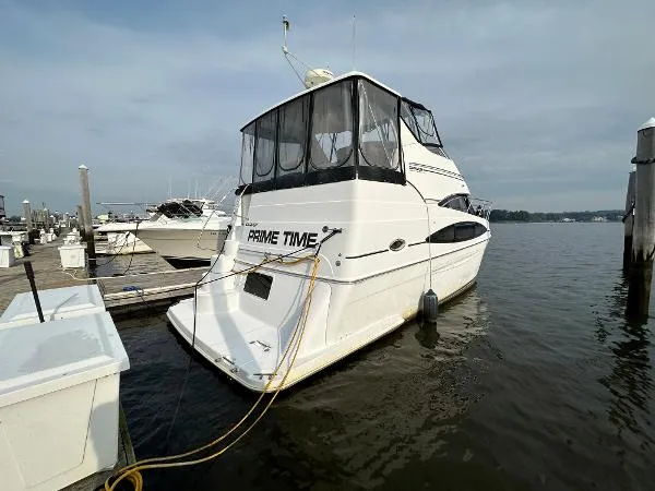 Slide: The Image of Carver Yachts 36 Aft Cabin 2002 - 0