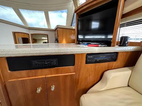 Slide: The Image of Carver Yachts 36 Aft Cabin 2002 - 5